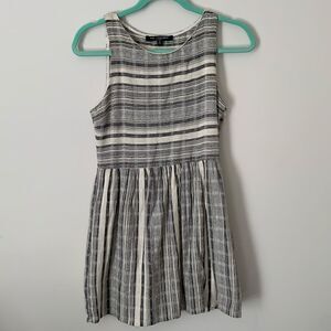 One Clothing brand Dress Juniors size Small